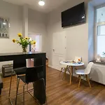 Wonderful, Secluded And Cozy In The Center. Apartmán